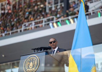 Perezida Kagame yarahiriye kuyobora u Rwanda, yongera gushimira Abanyarwanda 