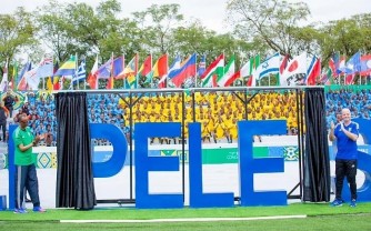 Perezida Kagame yavuze ko bidakwiye kuba moteri icana amatara ya Kigali Pelé Stadium ifite ikibazo 