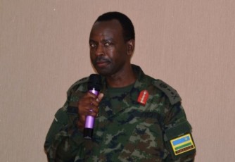 Perezida Kagame yirukanye abasirikare bakuru barimo Gen Maj Martin Nzaramba na Col Dr Etienne Uwimana