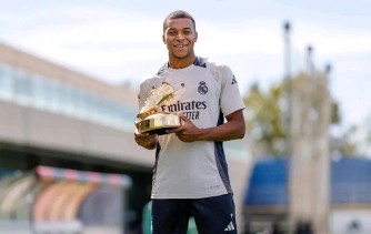 UEFA yahembye Kylian Mbappé,ashimira abakinnyi bakinanye muri Paris Saint-Germain 