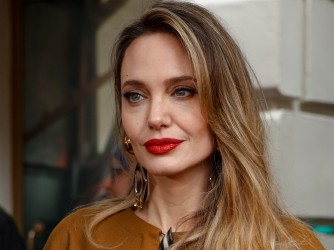 Angelina Jolie yasabye urukiko guhagarika ikirego yarezemo FBI