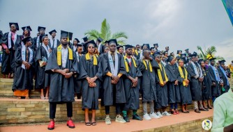 Action College yahaye Impamyabushobozi abasaga 400, bahiga kuzitwara neza ku isoko ry’umurimo –AMAFOTO