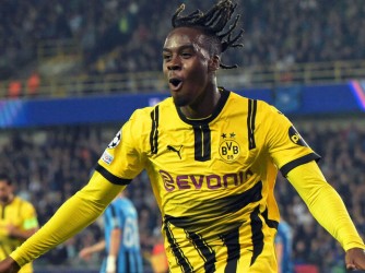 Nyuma ya Jude Bellingham na Jadon Sancho, Borussia Dortmund iri kuzamura indi mpano yo mu Bwongereza