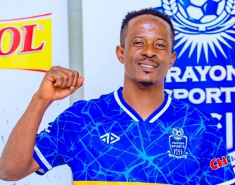 Haruna Niyonzima yatandukanye na Rayon Sports nyuma y'iminsi 52 ayigarutsemo akakirwa nk'Umwami