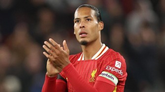 Virgil van Dijk mu biganiro byo kongera amasezerano muri Liverpool