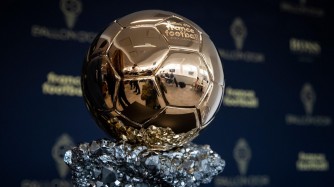 Ni nde wegukana Ballon d’Or ya 67 ? Uko abakinnyi bagiye batwaba iki gihembo n’imyaka babigezeho