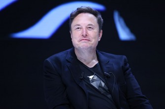 Elon Musk yaciye agahigo yinjiza Miliyari 34$ mu munsi umwe