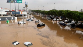 Espagne yatangiye icyunamo cy'abantu 158 bahitanywe n'umwuzure