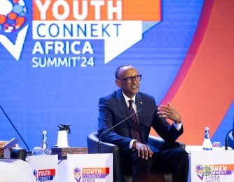 Perezida Kagame yasangije urubyiruko rwitabiriye YouthConnekt ubuzima yabayemo mu buhunzi