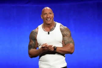 Ntakosa bafite! The Rock yashimiye abagabo baririra mu ruhame