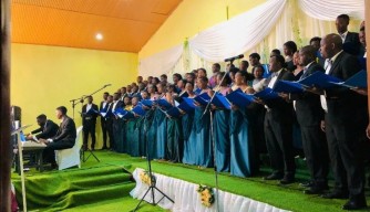 Chorale Inshuti za Mariya yateguye igitaramo gikomeye kizakorwa mu ndimi 7