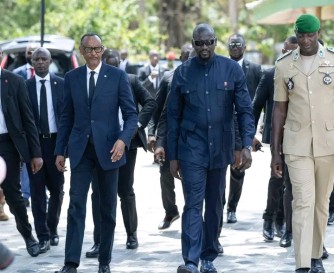 Perezida Kagame yihanganishije Abanya-Guinea baheruka gupfusha abantu 56 bapfiriye mu muvundo wo muri Stade 