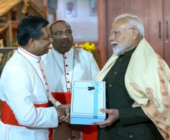 Mu Buhinde: Minisitiri w'intebe Narendra Modi yashimiye Abepiskopi