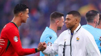 Kylian Mbappé yavuze ku byo gukinana na Cristiano Ronaldo  n'uko byari kugenda iyo aterekeza i Madrid  