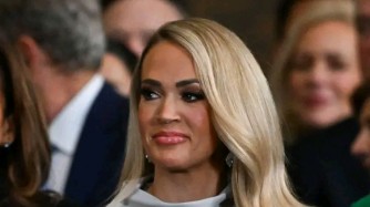 Kuki Carrie Underwood yagaragaje umujinya nyuma yo kuririmba mu muhango wo kurahira kwa Trump?