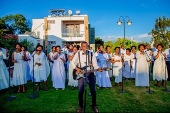 Elayono Choir ya ADEPR Remera yateguje ivugabutumwa rizenguruka igihugu - VIDEO