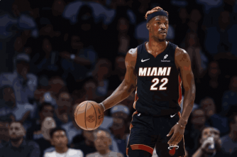 Golden State Warriors yaguze Jimmy Butler  amakipe yo muri NBA arakangarana