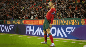 Cristiano Ronaldo yakomoje kuri Rasmus Hojlund usa n’uwamwihenuyeho