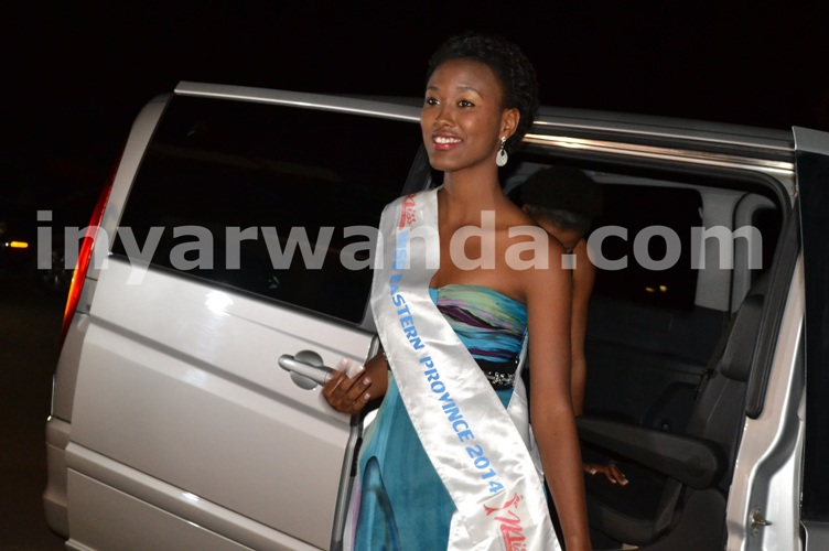 Akiwacu Colombe Miss Rwanda 2014